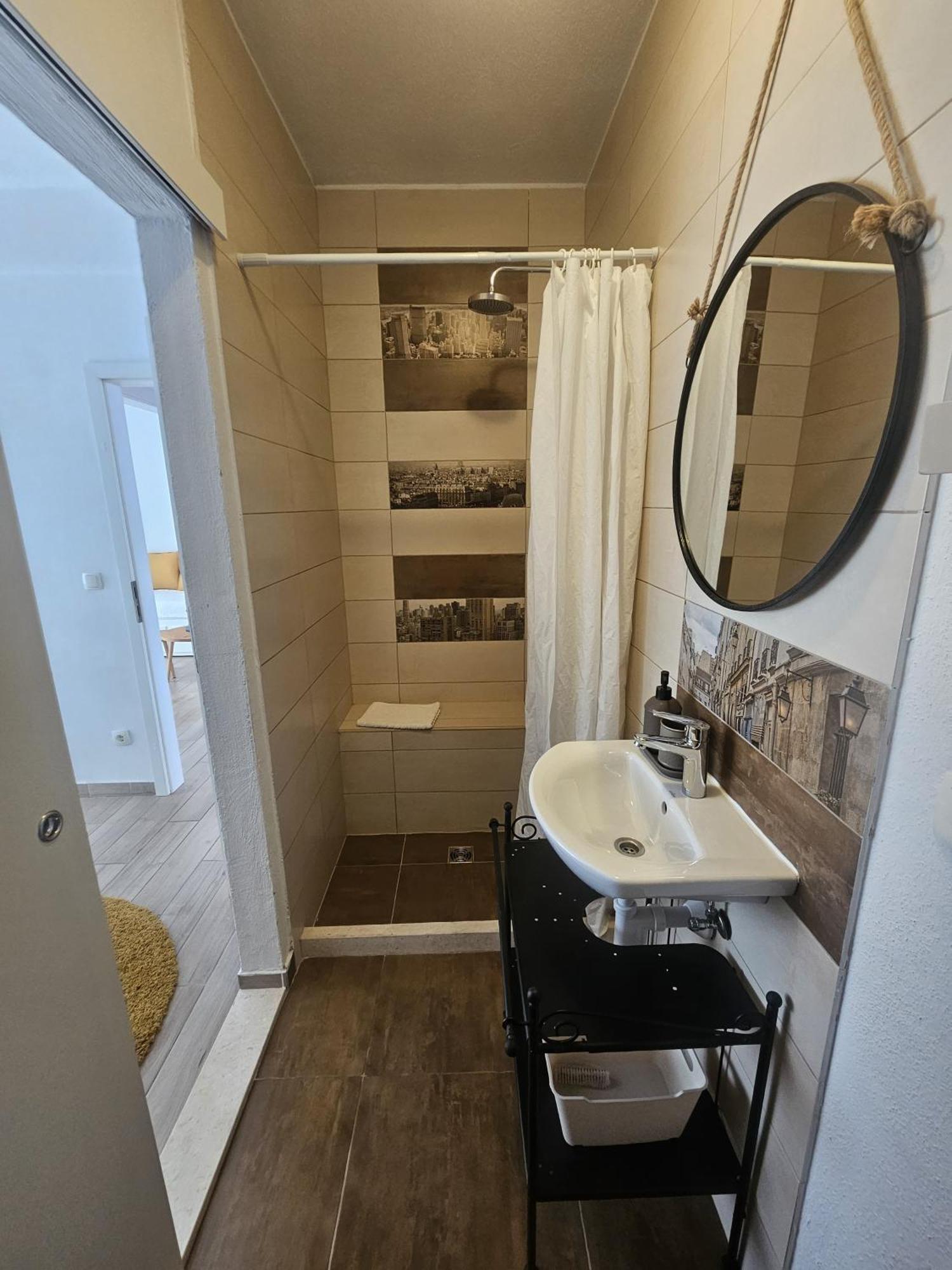 Apartment Tina 特罗吉尔 外观 照片